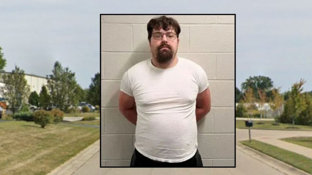 Kentucky Father Faces 10 Felony Counts After Allegedly Suffocating Baby ‘Like a Dog’