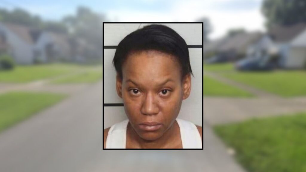 3 Children Left “Hurting Bad” After Woman Allegedly Crashes Into Tree Following Family Drinking 3 Children Left “Hurting Bad” After Woman Allegedly Crashes Into Tree Following Family Drinking