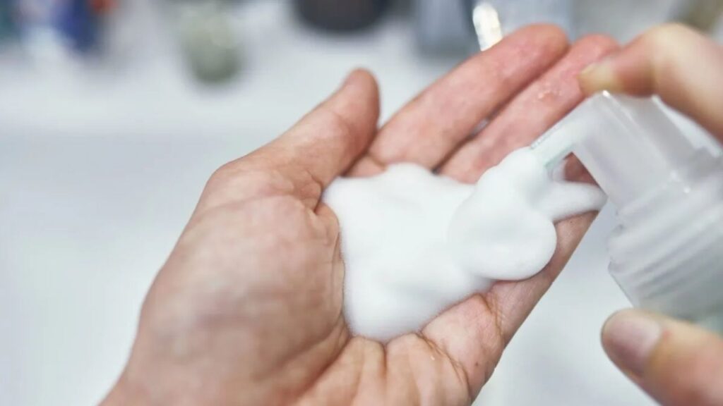 Hand Soap Recall Hits 15 States as FDA Flags Possible Pseudomonas and Serratia Contamination