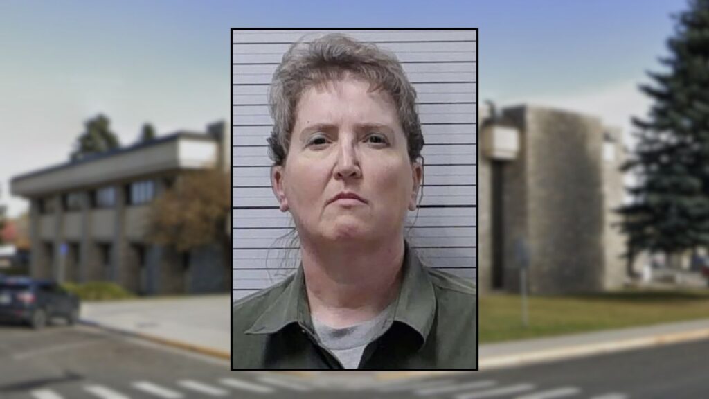 Mom Allegedly Wanted Daughter’s Boyfriend Dead—Then an Undercover Agent Recorded Her Response Mom Allegedly Wanted Daughter’s Boyfriend Dead—Then an Undercover Agent Recorded Her Response