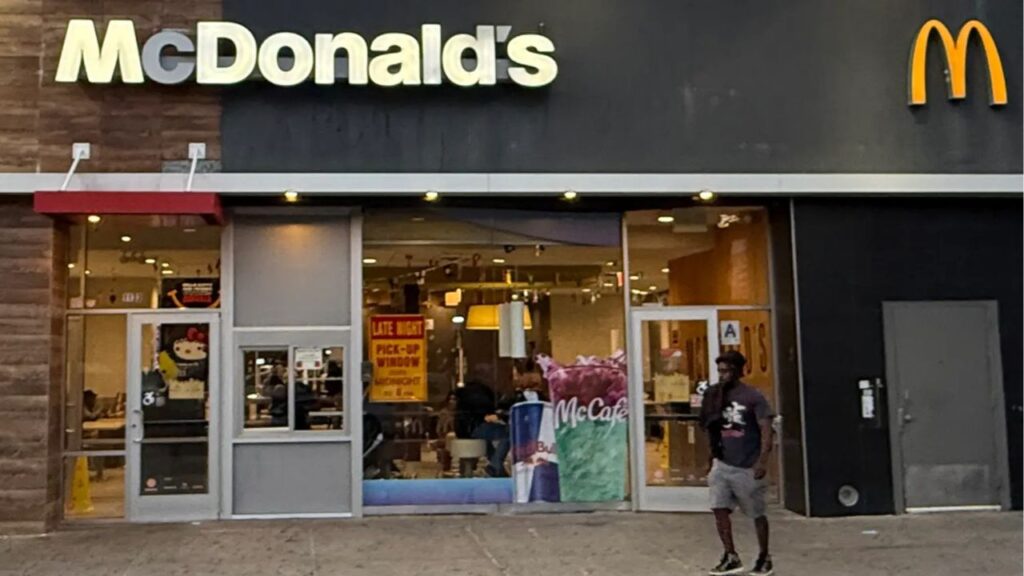 Stranger Tries to Take 4-Year-Old From Grandma Outside Brooklyn McDonald’s, His Cop Mom Fights Back