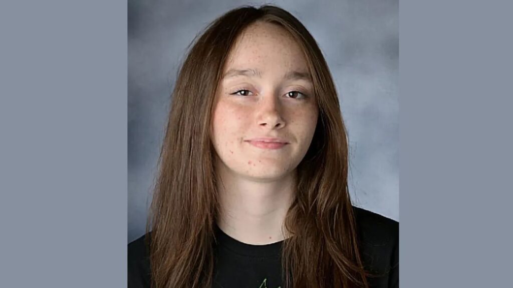 Teen Dies at Scene After Deputy’s Vehicle Strikes Her During Early-Morning Emergency Call